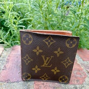 Men’s Louis Vuitton Monogram Wallet Authentic 1991 Date Code Inside